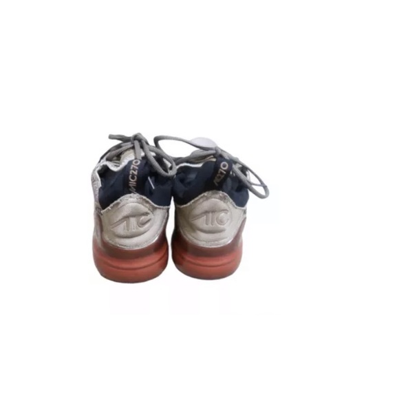 Men’s Sneakers - Picture 4 of 4